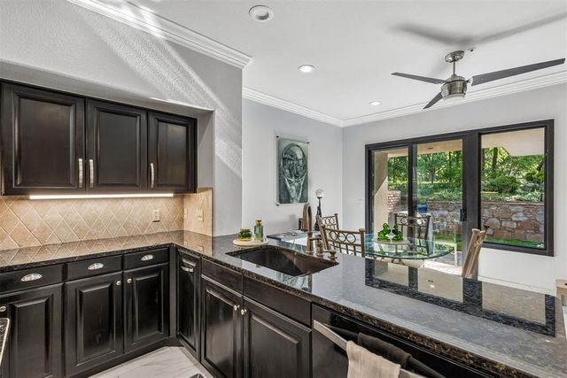 6128 Stonegate Place, Edmond, OK 73025