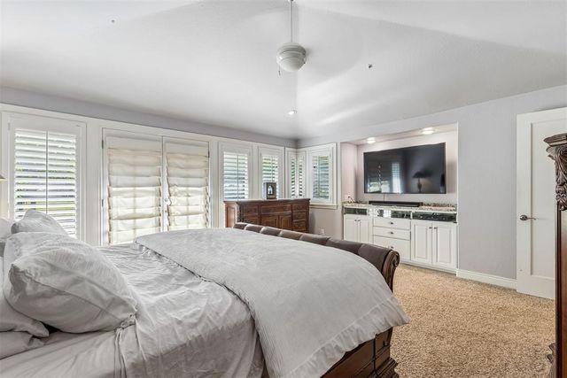 6128 Stonegate Place, Edmond, OK 73025