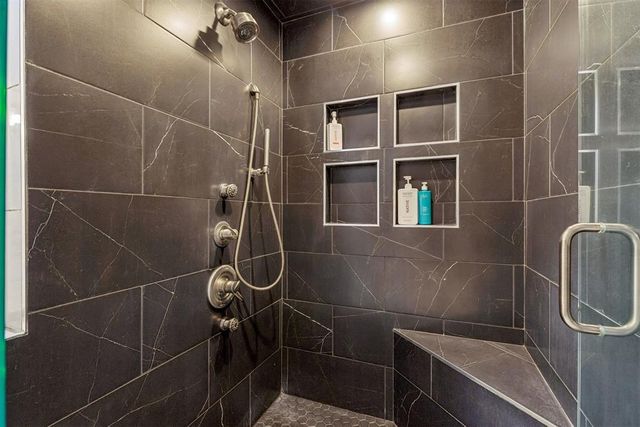 6128 Stonegate Place, Edmond, OK 73025