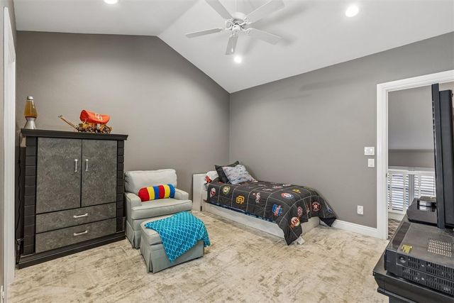 6128 Stonegate Place, Edmond, OK 73025