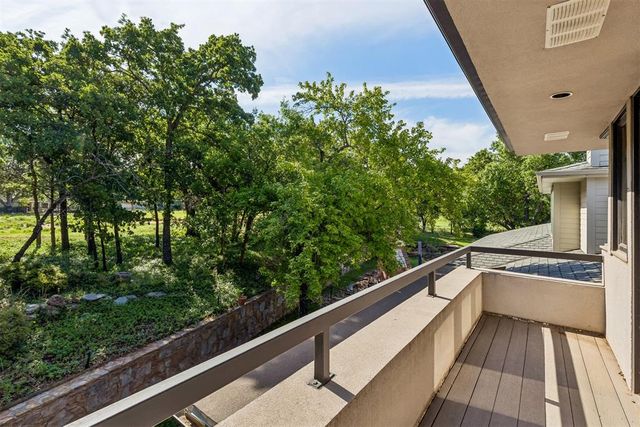 6128 Stonegate Place, Edmond, OK 73025