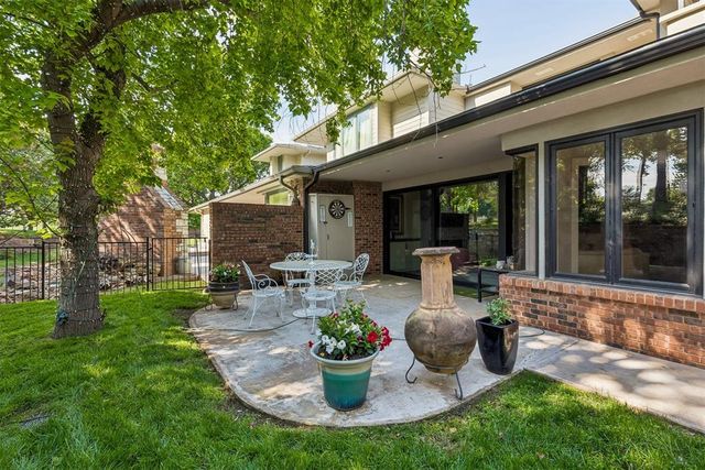 6128 Stonegate Place, Edmond, OK 73025
