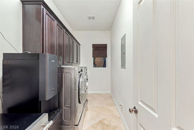 12056 Royal Dolnoch Court, Las Vegas, NV 89141