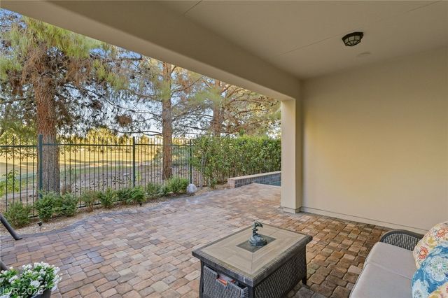 12056 Royal Dolnoch Court, Las Vegas, NV 89141