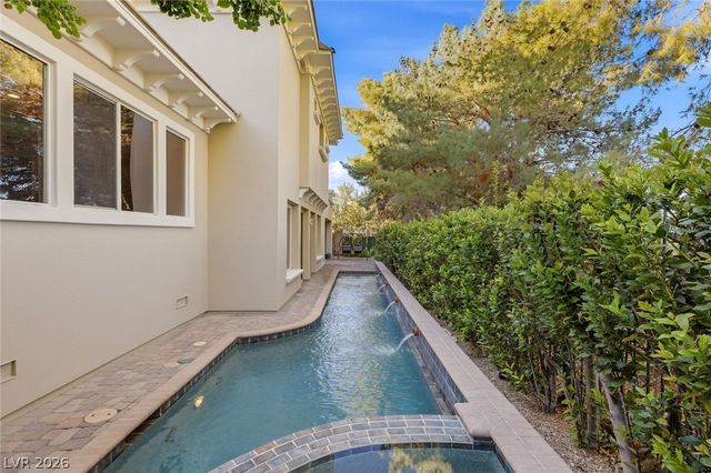 12056 Royal Dolnoch Court, Las Vegas, NV 89141
