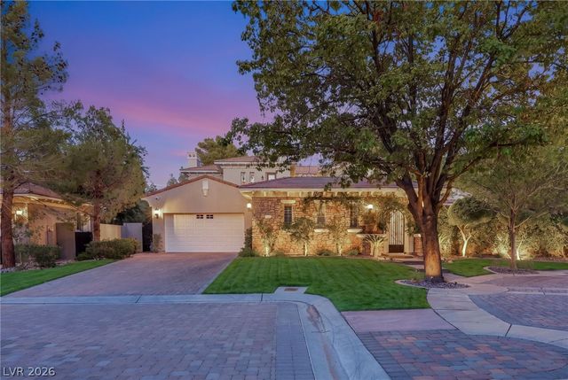12056 Royal Dolnoch Court, Las Vegas, NV 89141