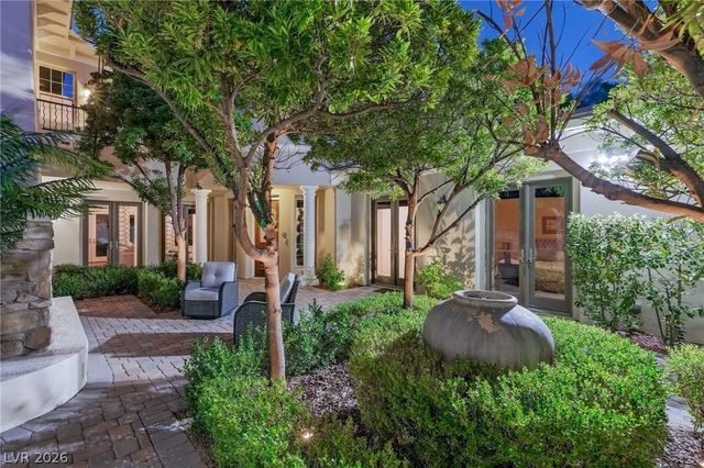 12056 Royal Dolnoch Court, Las Vegas, NV 89141