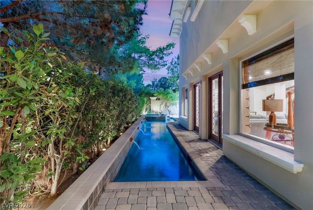 12056 Royal Dolnoch Court, Las Vegas, NV 89141