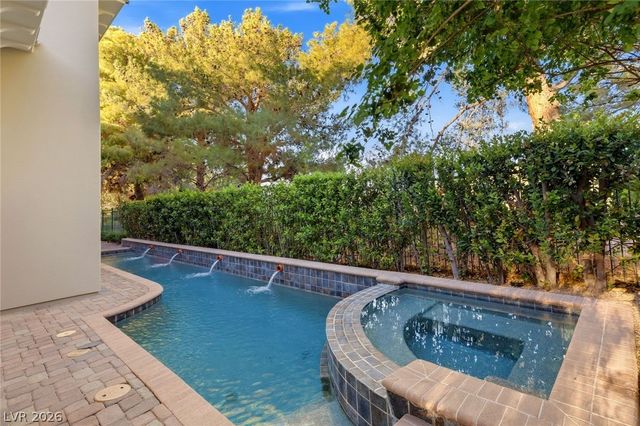 12056 Royal Dolnoch Court, Las Vegas, NV 89141
