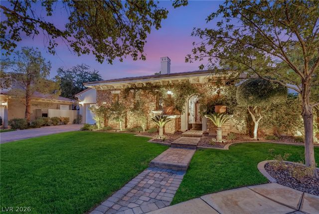 12056 Royal Dolnoch Court, Las Vegas, NV 89141