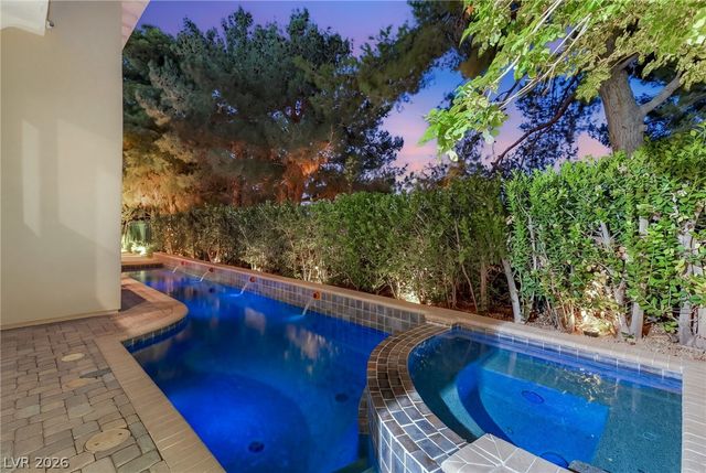 12056 Royal Dolnoch Court, Las Vegas, NV 89141