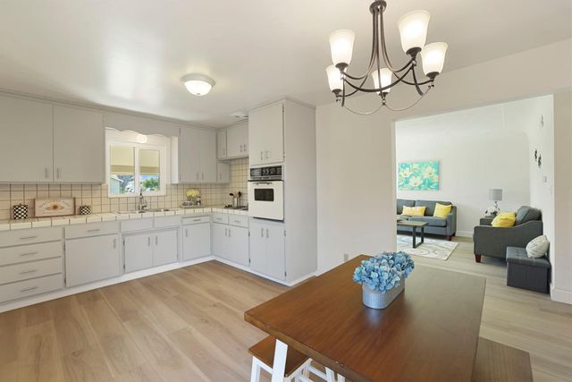 436 N Fremont St, Manteca, CA 95336