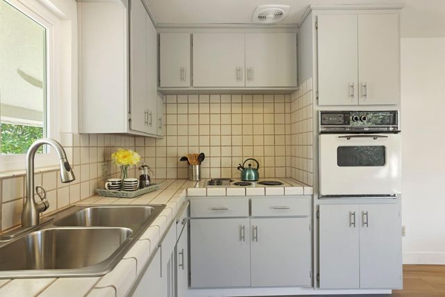 436 N Fremont St, Manteca, CA 95336