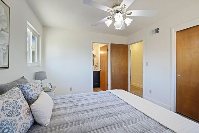 436 N Fremont St, Manteca, CA 95336