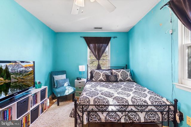 17 VINTAGE DR, East Windsor, NJ 08520