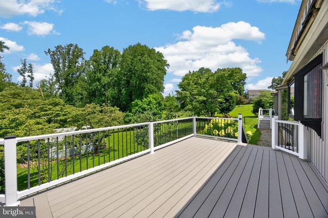 1739 N MIDDLETOWN RD, Glen Mills, PA 19342
