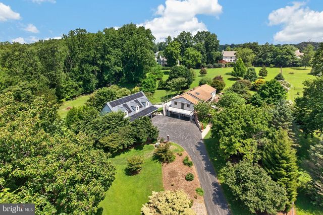 1739 N MIDDLETOWN RD, Glen Mills, PA 19342