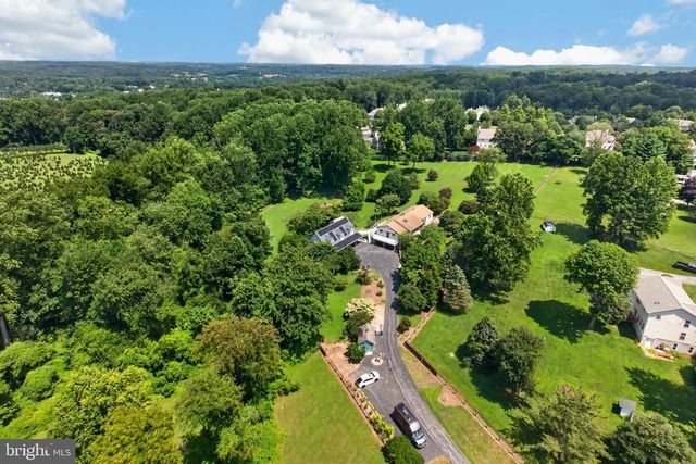 1739 N MIDDLETOWN RD, Glen Mills, PA 19342