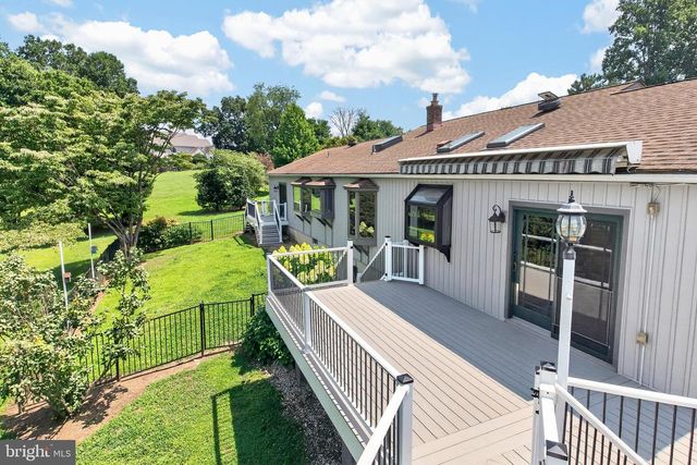 1739 N MIDDLETOWN RD, Glen Mills, PA 19342