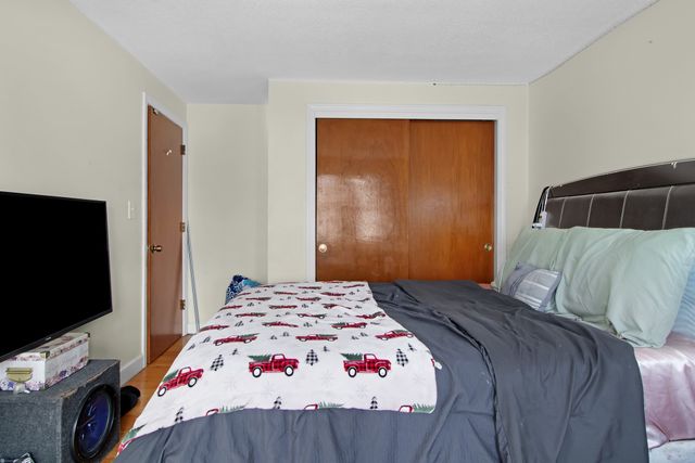 26 Moreland Ave 28, Dedham, MA 02026