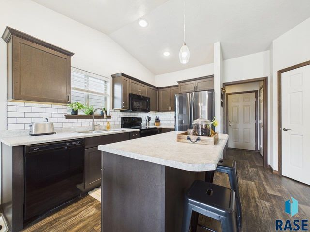 6632 W Amber St Street, Sioux Falls, SD 57107