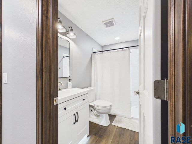 6632 W Amber St Street, Sioux Falls, SD 57107