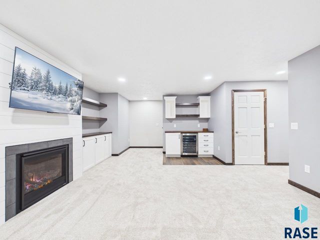 6632 W Amber St Street, Sioux Falls, SD 57107