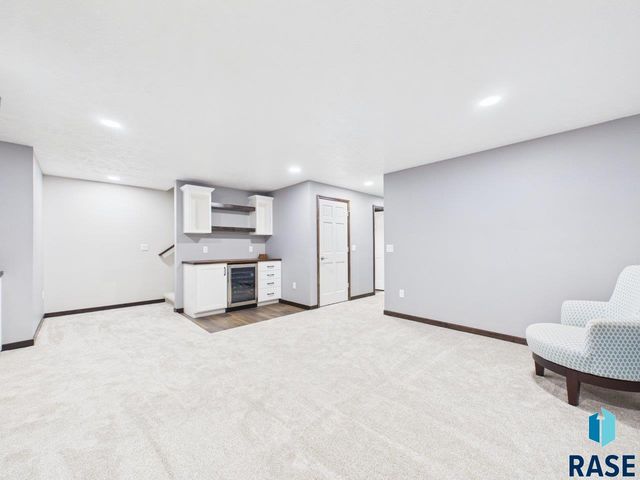 6632 W Amber St Street, Sioux Falls, SD 57107