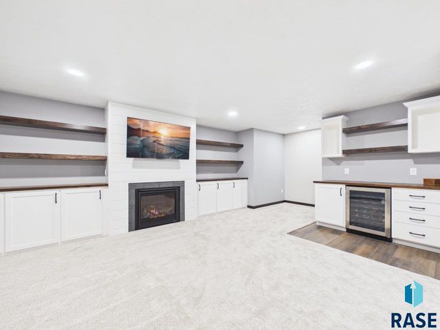 6632 W Amber St Street, Sioux Falls, SD 57107