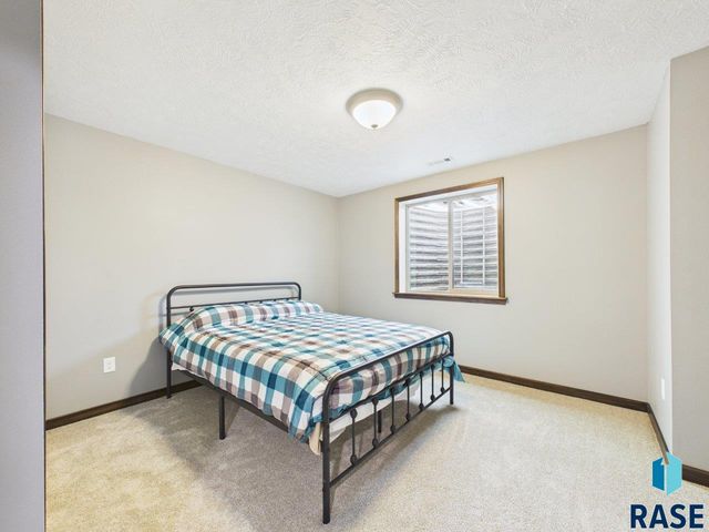 6632 W Amber St Street, Sioux Falls, SD 57107