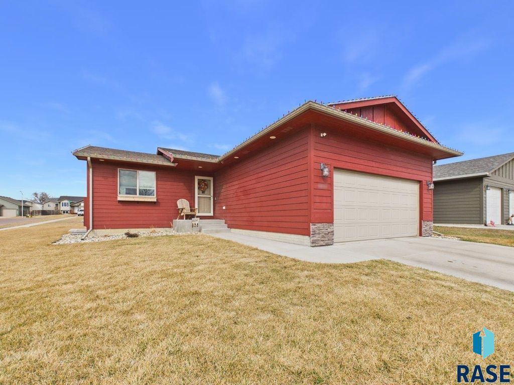 6632 W Amber St Street, Sioux Falls, SD 57107