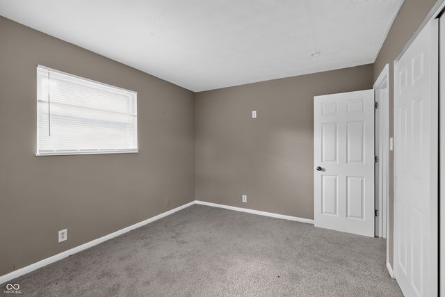 5636 Laurel Hall Drive, Indianapolis, IN 46226