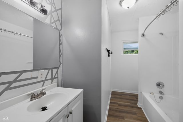5636 Laurel Hall Drive, Indianapolis, IN 46226