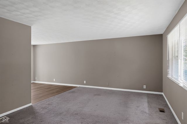 5636 Laurel Hall Drive, Indianapolis, IN 46226
