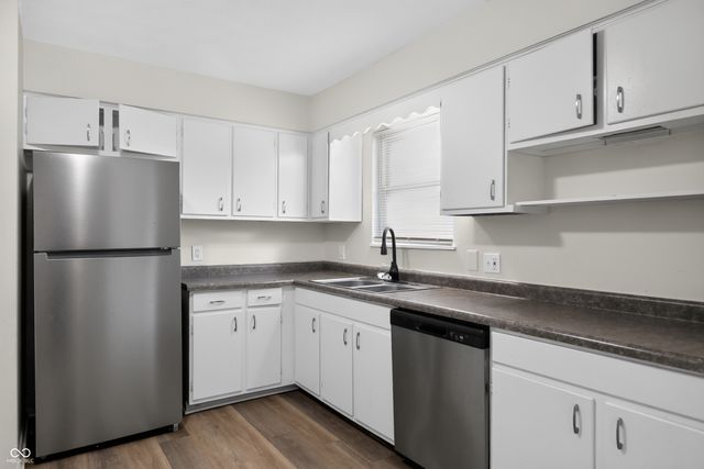 5636 Laurel Hall Drive, Indianapolis, IN 46226