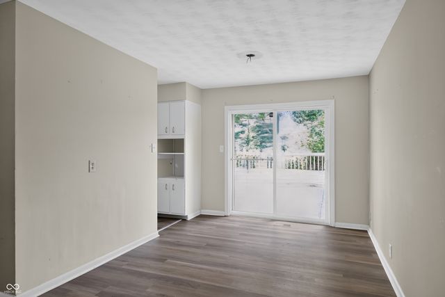 5636 Laurel Hall Drive, Indianapolis, IN 46226
