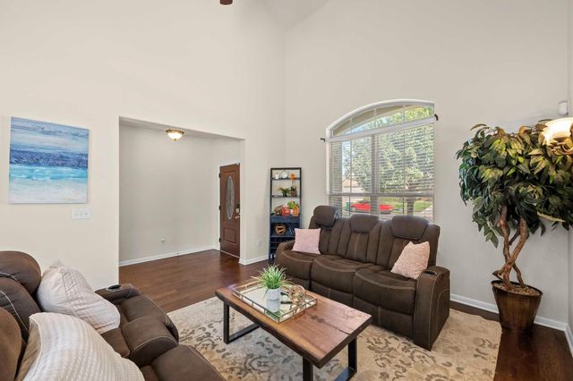 1909 Gabrielles WAY, Manchaca, TX 78652