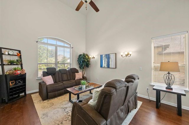 1909 Gabrielles WAY, Manchaca, TX 78652