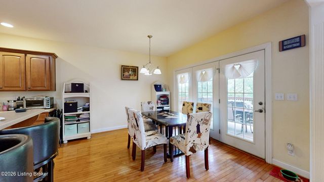 3416 Tucker Wood Ln, Louisville, KY 40299