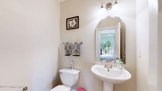 3416 Tucker Wood Ln, Louisville, KY 40299