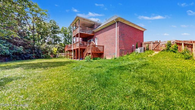 3416 Tucker Wood Ln, Louisville, KY 40299