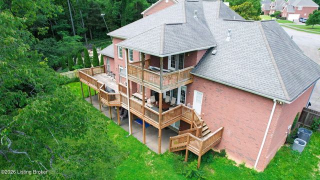 3416 Tucker Wood Ln, Louisville, KY 40299