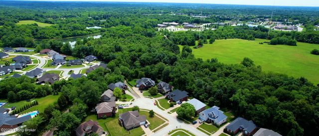 3416 Tucker Wood Ln, Louisville, KY 40299