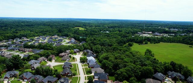 3416 Tucker Wood Ln, Louisville, KY 40299