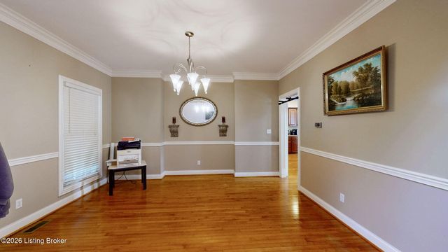 3416 Tucker Wood Ln, Louisville, KY 40299