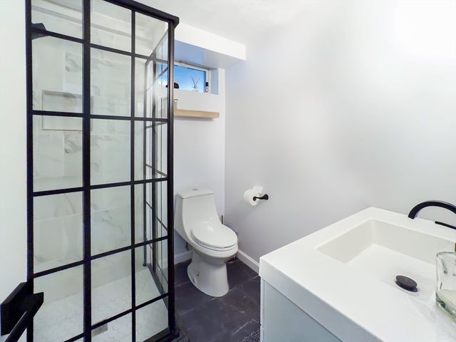 29 Greenleaf Cir, Framingham, MA 01701