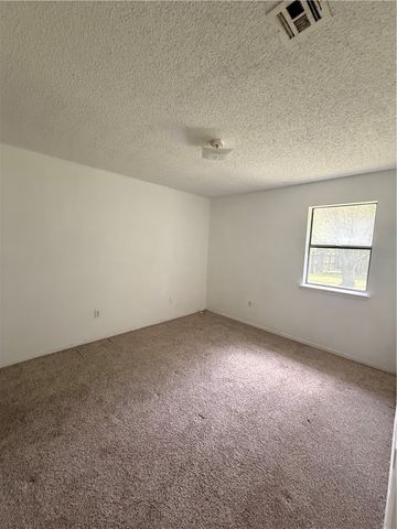 1004 SE 11th Street, Bentonville, AR 72712