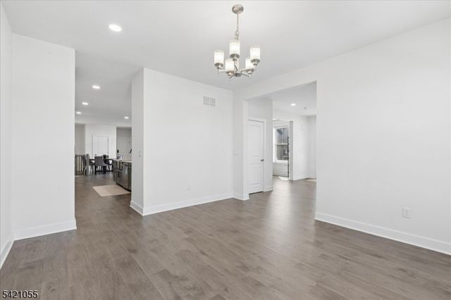 61 Village Dr, Montgomery Twp., NJ 08558