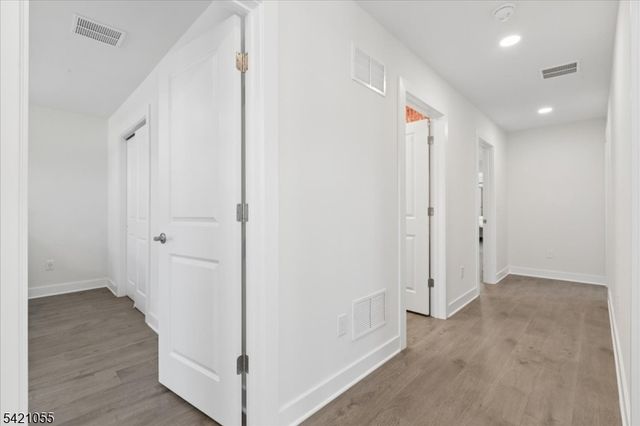 61 Village Dr, Montgomery Twp., NJ 08558