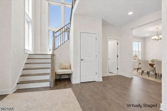 61 Village Dr, Montgomery Twp., NJ 08558